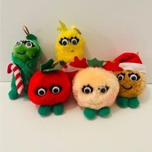 Greystone Vintage Del Monte Christmas Yumkins Lot of 5 Plush Vegetable Ornaments